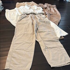 Banana Republic H&M

5 for $30

Sorry no bundling, will cancel.